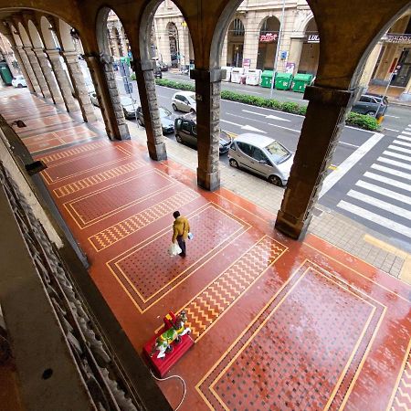 A 2 Passi Dal Centro Appartement Genua Buitenkant foto