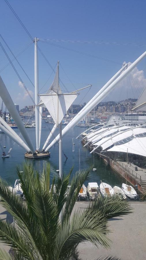 A 2 Passi Dal Centro Appartement Genua Buitenkant foto
